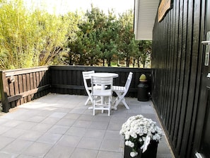 Balcony - 6 Person Holiday Home on a Holiday Park in Blåvand (Blavand)