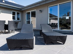 Balcony - 8 Person Holiday Home on a Holiday Park in Blåvand (Blavand)