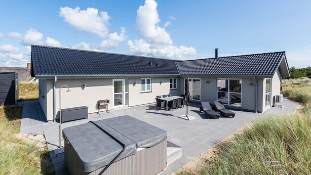 Unclassified image, 1 of 40, button - 8 Person Holiday Home on a Holiday Park in Blåvand (Blavand)