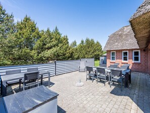 Balcony - 10 Person Holiday Home on a Holiday Park in Nørre Nebel (Norre Nebel)