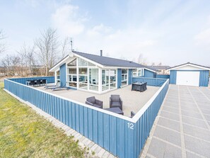 House | Exterior - 7 Person Holiday Home in Tarm (Tarm)