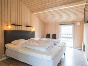 House | Interior - 7 Person Holiday Home in Tarm (Tarm)