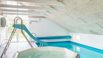 Hus | Pool | Indendørs pool, udendørs pool