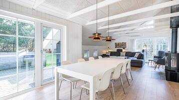 House | Dining