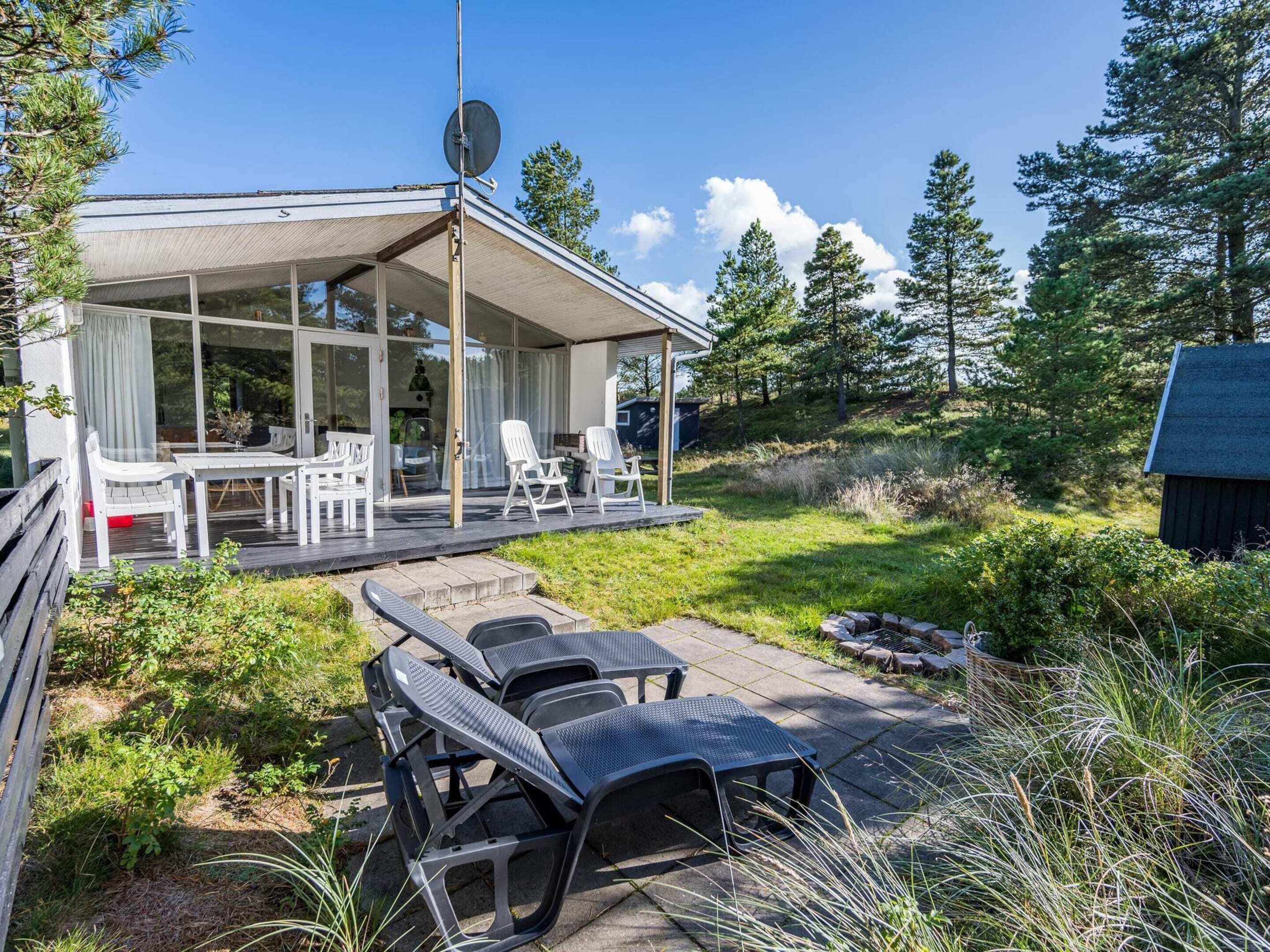 House | Outdoor dining