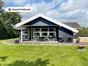 House | Exterior - 5 Star Holiday Home in Hemmet (Hemmet)