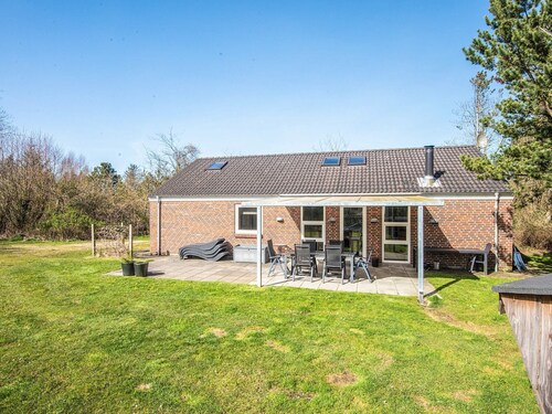 5 Star Holiday Home in Norre Nebel
