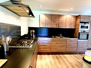 Private kitchen - Holiday Home in La Roche en Ardennes (La Roche-en-Ardenne)