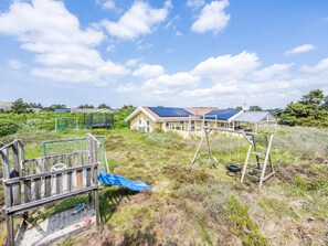 Exterior - 4 Star Holiday Home in Henne (Henne)