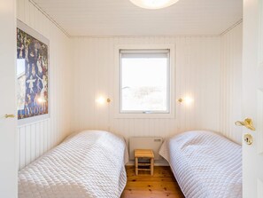 3 bedrooms, individually furnished, bed sheets