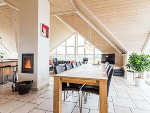 House | Dining - 12 Person Holiday Home in Blavand (Blavand)