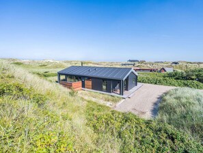 House | Exterior - 6 Person Holiday Home in Henne (Henne)