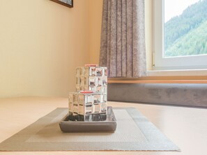 1 bedroom, bed sheets - Wonderful Apartment in Sankt Anton am Arlberg With Balcony (Sankt Anton am Arlberg)