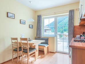 Dining - Wonderful Apartment in Sankt Anton am Arlberg With Balcony (Sankt Anton am Arlberg)