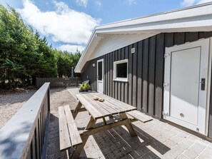 House | Exterior - 8 Person Holiday Home in Blavand (Blavand)