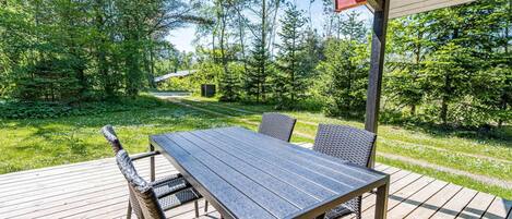 House | Outdoor dining