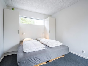 Hus | 3 sovrum, unika möbler och sängkläder