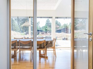 House | Dining