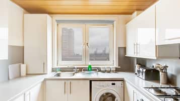 Fridge, microwave, oven, toaster