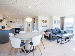 House | Dining - Seaside Gem in Sondervig-by Traum (Ringkobing)