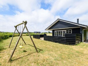 House | Children's area - 4 Star Holiday Home in Tarm (Tarm)