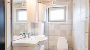 Shower - 6 Person Holiday Home on a Holiday Park in Vejers Strand (Vejers Strand)