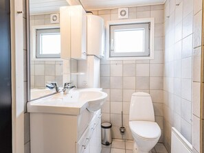 Shower - 6 Person Holiday Home on a Holiday Park in Vejers Strand (Vejers Strand)