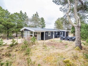 Exterior - 6 Person Holiday Home on a Holiday Park in Vejers Strand (Vejers Strand)