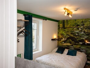 House | 7 bedrooms, individually furnished, iron/ironing board, bed sheets - Mansion in Waimes With Sauna (Waimes)