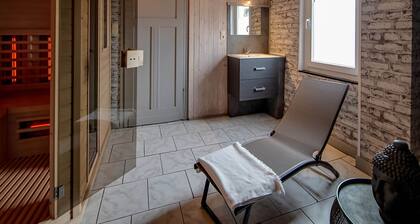 Mansion in Waimes With Sauna