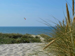 Beach - 5 Person Holiday Home in Hvide Sande (Hvide Sande)