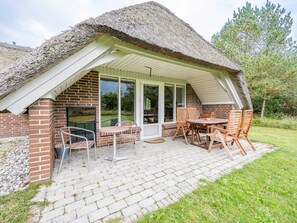 House | Outdoor dining - 5 Person Holiday Home in Norre Nebel (Norre Nebel)