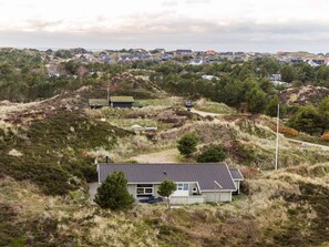 Exterior - 6 Person Holiday Home on a Holiday Park in Henne (Henne)