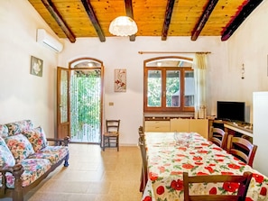 Villa | 2 camere, con arredamento individuale, lenzuola