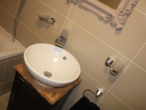 Shower, towels