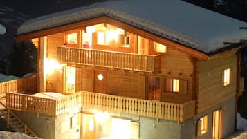 Chalet | Exterior