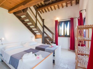 Căn hộ | 2 phòng ngủ, bộ trải giường 