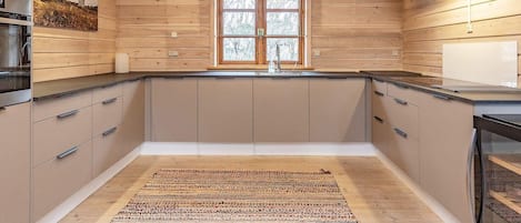 Maison | Cuisine privée | Chaise haute