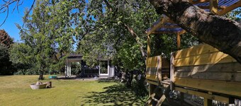 Seaside Haven in Stoense-by Traum