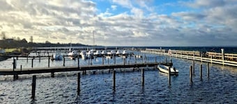 Seaside Haven in Stoense-by Traum