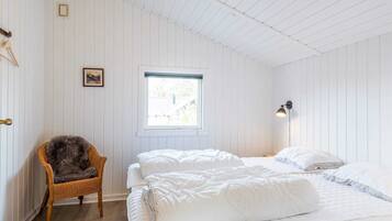 House | 3 bedrooms, bed sheets
