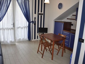 House | Dining - Poolside Stay in Lazise (Lazise)