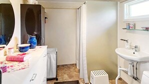 Unclassified image, 4 of 22, button - 5 Person Holiday Home in Lettorp (Löttorp)