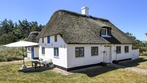 Exterior - 4 Person Holiday Home in Norre Nebel (Norre Nebel)