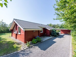 Exterior - 6 Person Holiday Home in Tarm (Tarm)