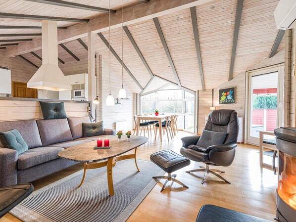 House | Interior - 6 Person Holiday Home in Tarm (Tarm)