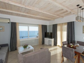 Villa | Living area - Beautiful Villa in Agia Paraskevi Samos (Samos)