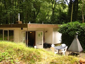 Chalet | Exterior - Lanklaar Chalet With Garden (Dilsen-Stokkem)