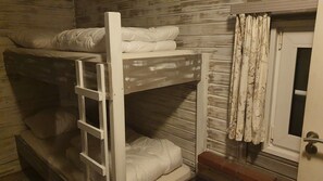 Chalet | 2 Schlafzimmer, individuell eingerichtet, Bettwäsche