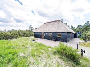 House | Exterior - 6 Person Holiday Home in Blavand (Blavand)